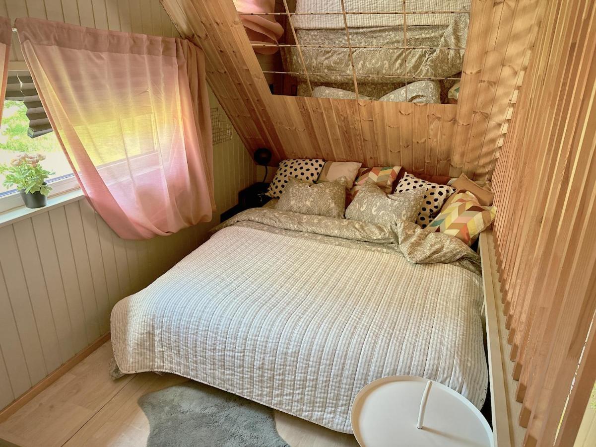 Amazing Little House On An Island With Garden Villa รีกา ภายนอก รูปภาพ